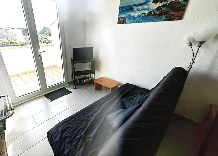 Mezzanine Au Coeur De La Pinede, A 800m De La Plage, 4 Pers, Parking Privatif - Fr-1-607-191 * Agde